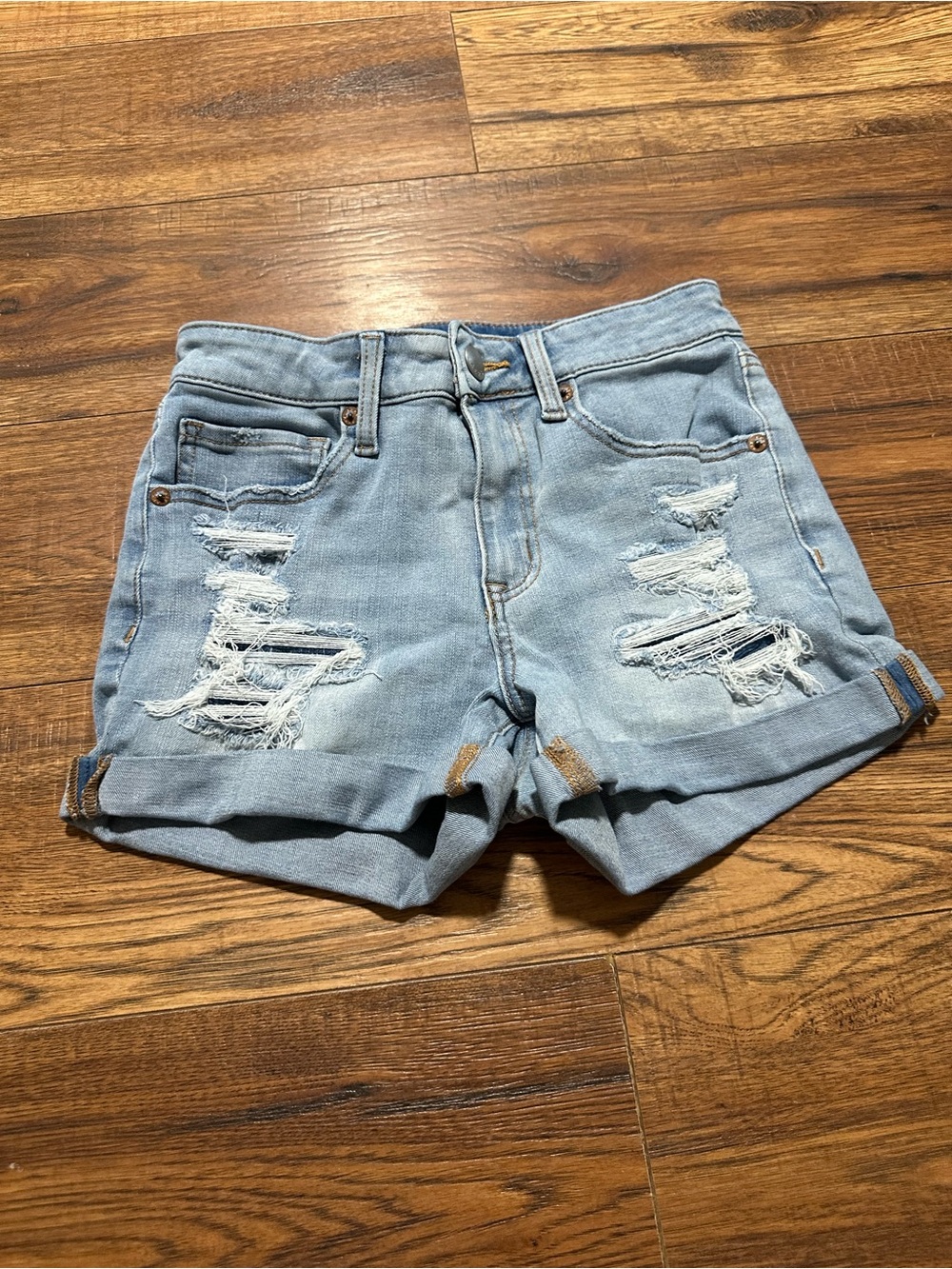 Aeropostale distressed hi-rise midi shorts size 4